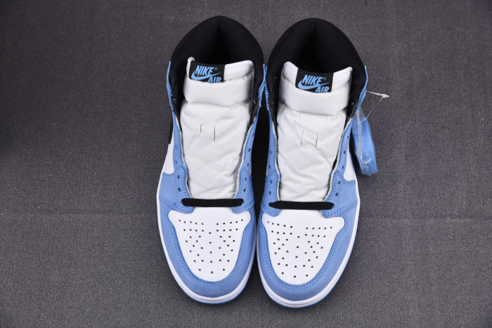 AIR JORDAN 1 RETRO HIGH WHITE UNIVERSITY BLUE BLACK 555088-134
