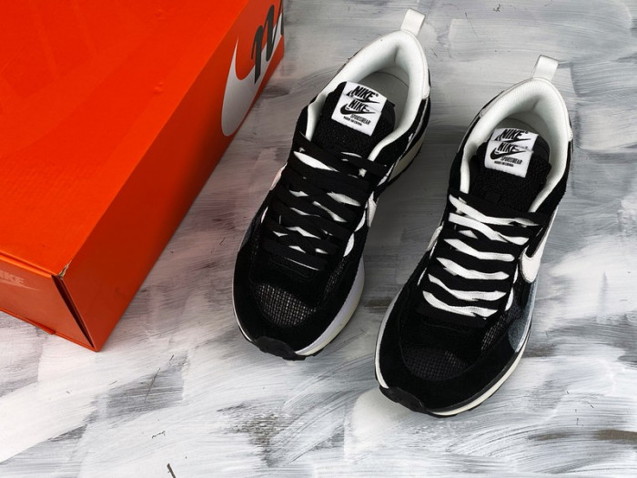 Sacai X Nike LDV Waffle 