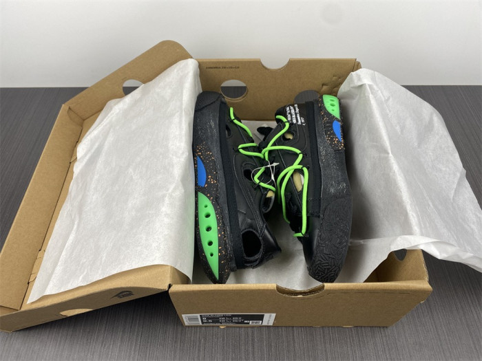 Off-White x Nike Blazer Low "Black / Green" DH7863-001