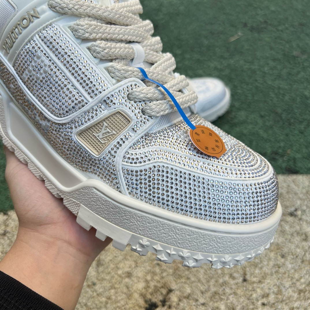 lv trainer maxi full of Di*m*nds white