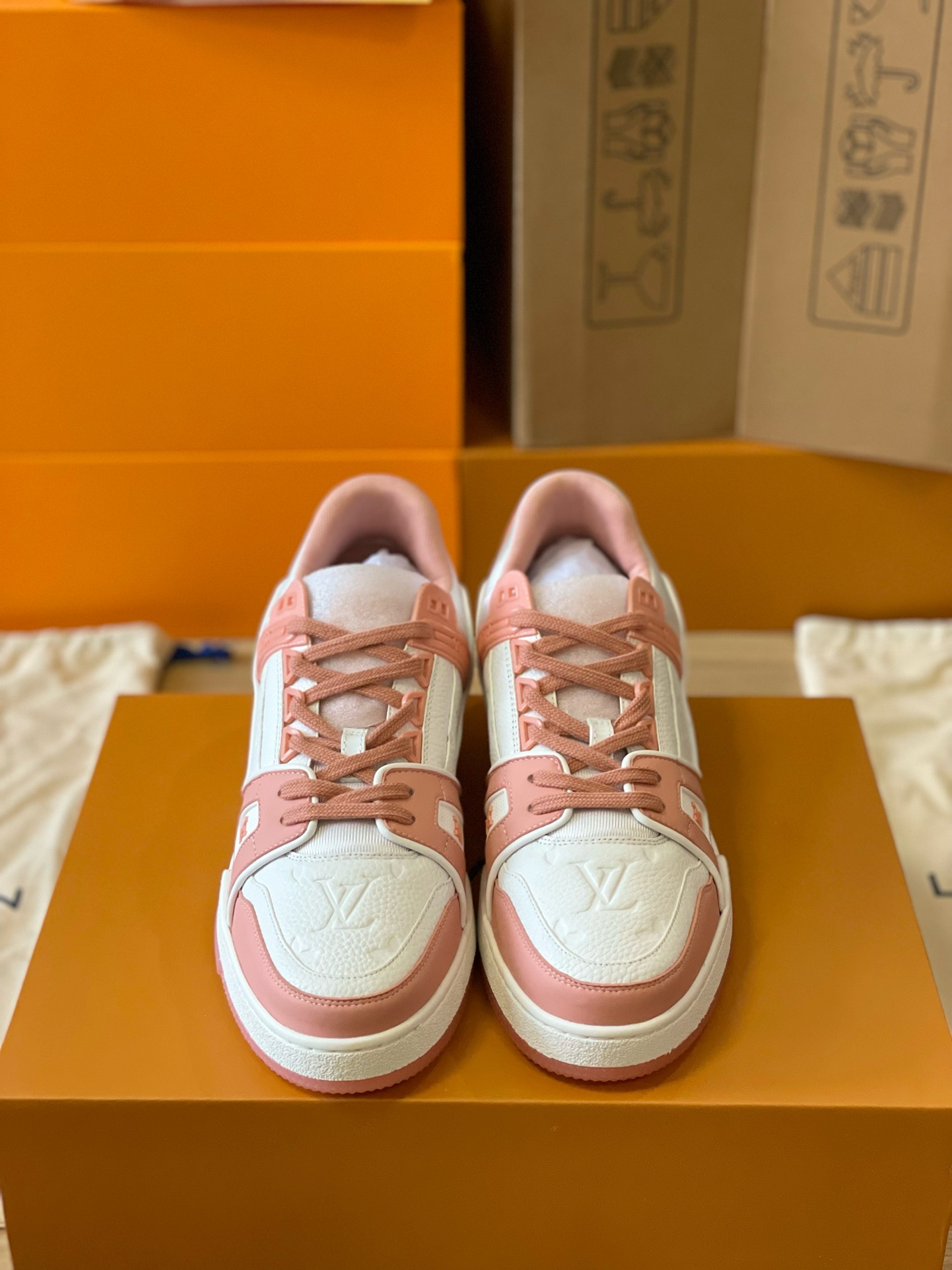 Loui Vuitto TRAINER SNEAKER